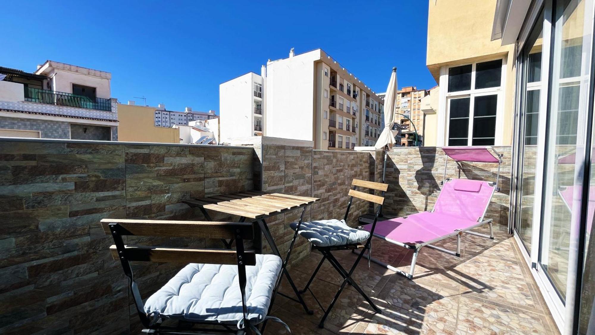 A 5 Minutos De La Playa Con Terraza En Malaga Apartment Exterior photo