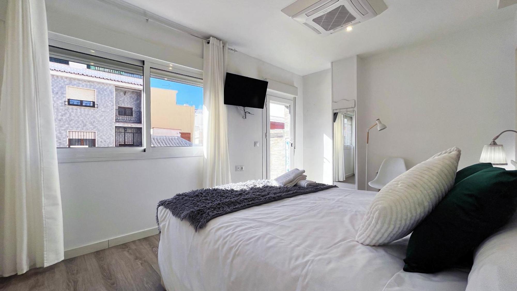 A 5 Minutos De La Playa Con Terraza En Malaga Apartment Exterior photo
